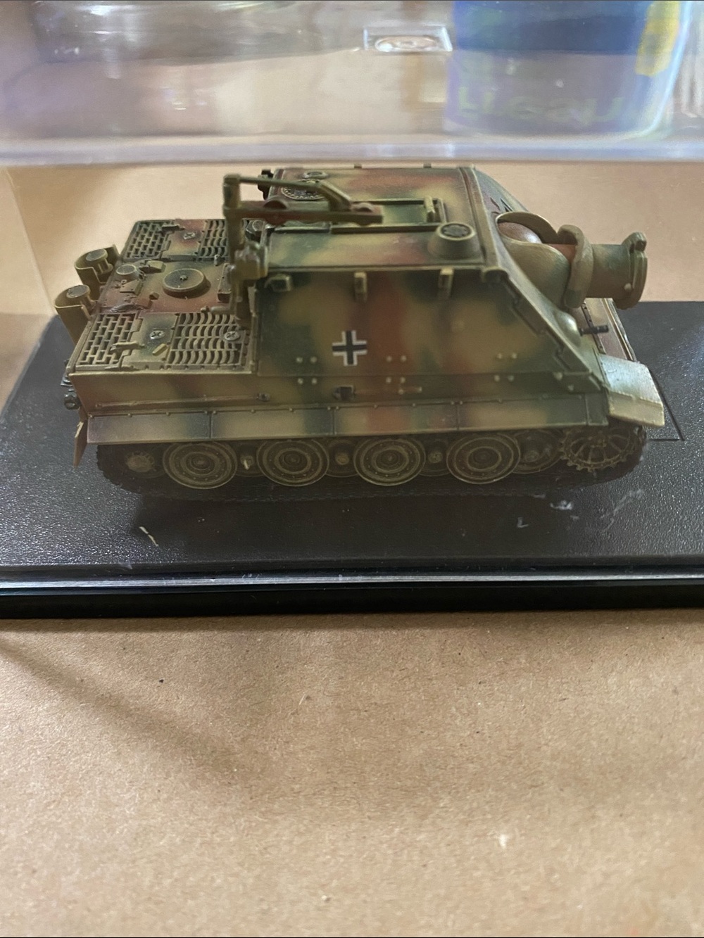 Diecast Military Model Tank with Camouflage